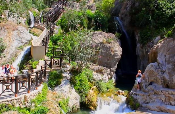 From Albir, Altea, Benidorm & Calpe: Guadalest & Algar Excursion