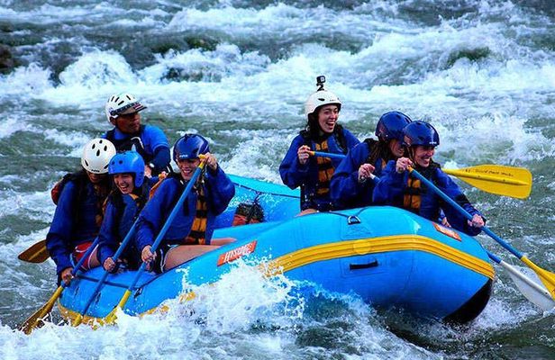 4-Day Inca Jungle Adventure to Machu Picchu Including Mountain Biking, Rafting and Zipline