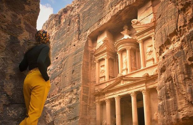 Day Tour to Petra from Dead Sea with lunch