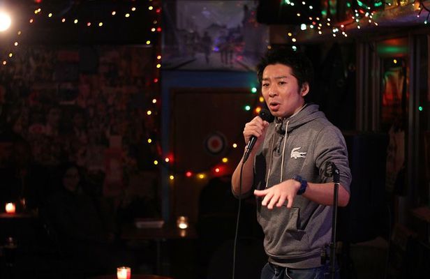 English Stand up Comedy Show in Tokyo! Laugh & Learn About Japan!