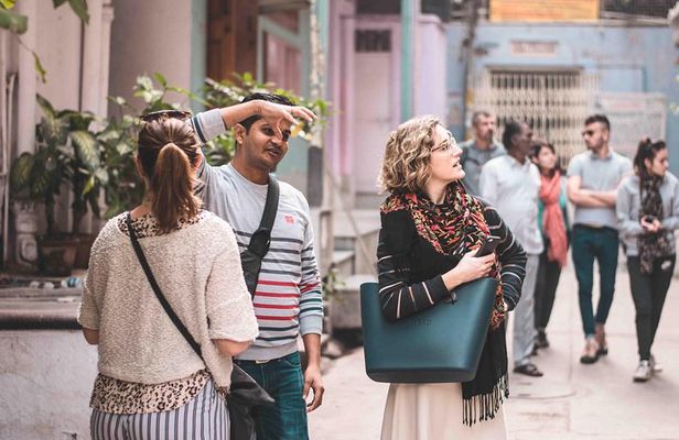 Red Fort & Old Delhi: Half Day Heritage Walking tour