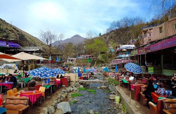 The Atlas Mountains and the 3 valleys with a delicious lunch in a Berber house