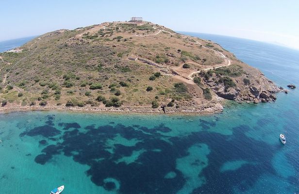 Private tour to Cape Sounio with exquisite meal at Vouliagmeni