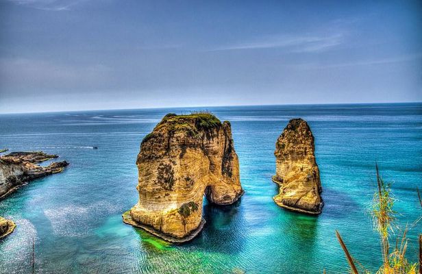 Private Beirut City Tour with Boat Ride at Raouche Rock