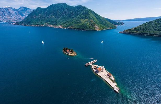 Boka Bay tour by car or speedboat (Private tour)
