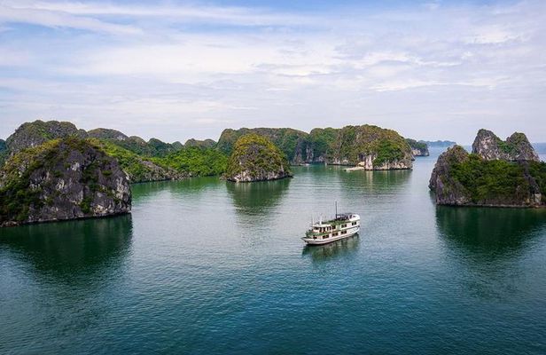Charm Cruise 3-day Explore Halong Bay from Hanoi