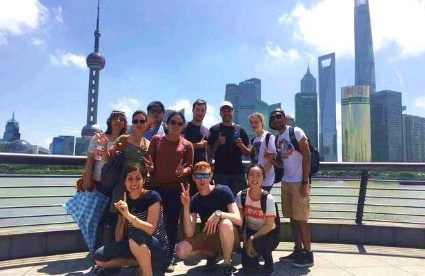 Classic Shanghai 8h Private Tour-Yuyuan Garden,The Bund+TV Tower Optional