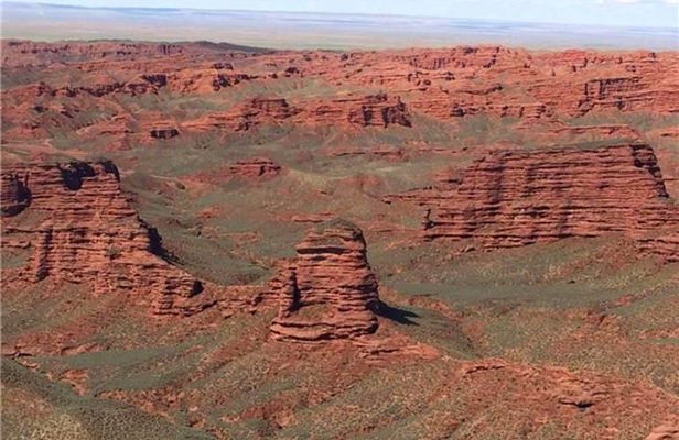 Private Hiking Tour: Pingshanhu Grand Canyon and Zhangye Danxia Geopark From Zhangye