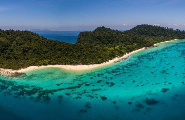 Koh Rok and Koh Haa Snorkeling Trip by Speedboat from Koh Lanta