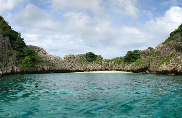 Snorkeling Tour to Rok and Haa Island by Speedboat From Koh Lanta