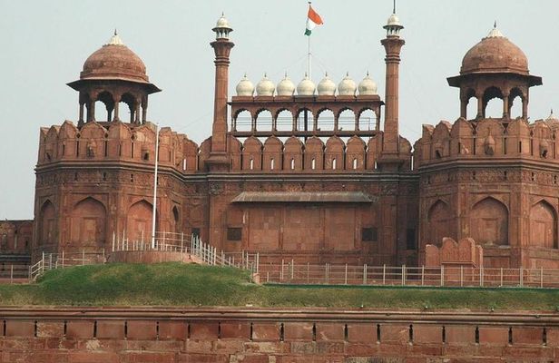 From Delhi : Tajmahal & Agra Fort Day trip