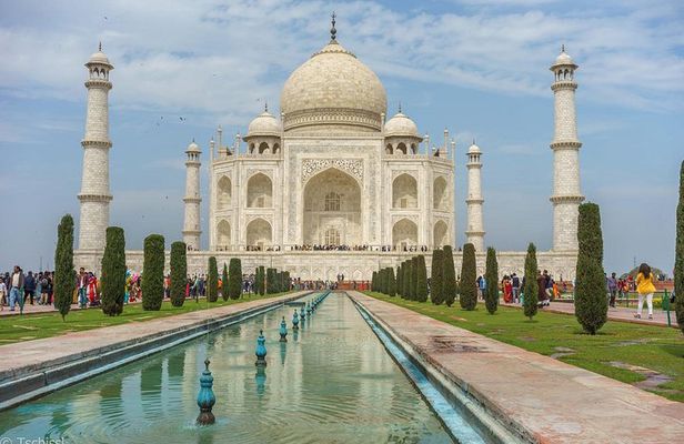 Private Same Day Trip to Taj Mahal with Sunrise & Agra Day Tour from New Delhi