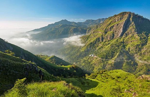 Ella City Three Icons Tour