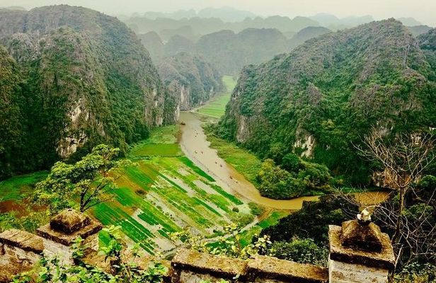 Luxury Hoa Lu - Trang An - Mua Cave 1 Day Tour - By Limousine & Small Group