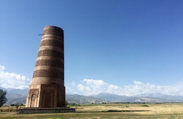 Silk Road discovery: Burana Tower and Cholpon-Ata