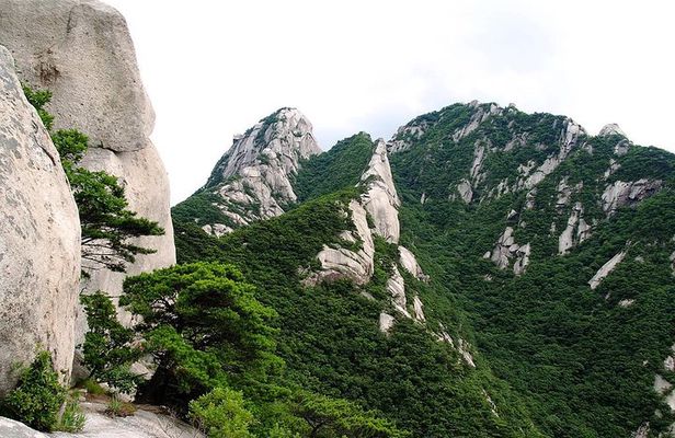 Mt Bukhansan National Park Hiking Tour