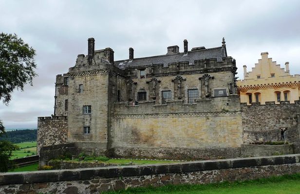 Bannockburn & Stirling Castle Private Tour from Greater Glasgow