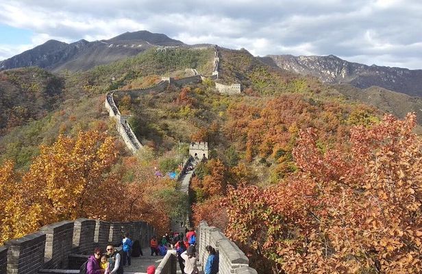 Ming Tomb Plus Mutuanyu Great Wall Coach Tour