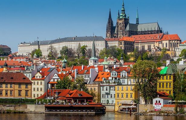 Half Day Prague Private Tour by Car