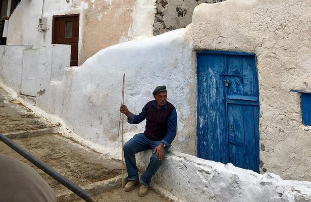 Santorini: Local Life Full Day Tour