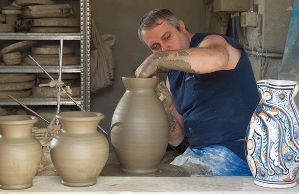 Handmade Tuscan Ceramics Masterclass in Montelupo
