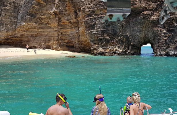 Tropical Catamaran Snorkeling & Sailing
