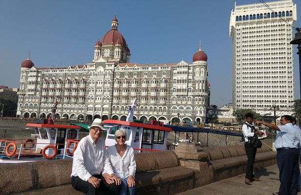 Best Mumbai Group Sightseeing Tour