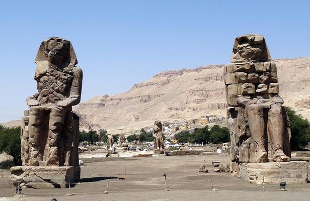 The two statues of of Memnon