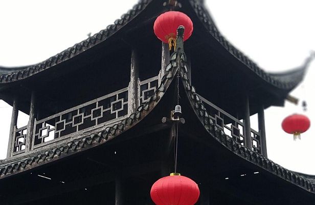 Self-Guided Tour:Southern Great Wall and Furong old Town From Fenghuang