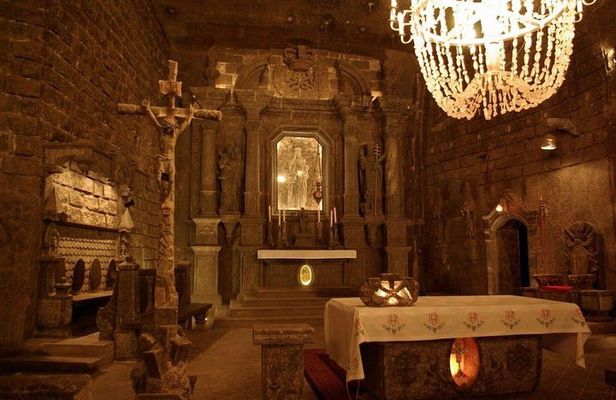 Wieliczka Salt Mine tour from Krakow with private driver