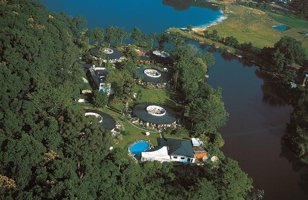 Luxury Retreats Package Tour -7 Days