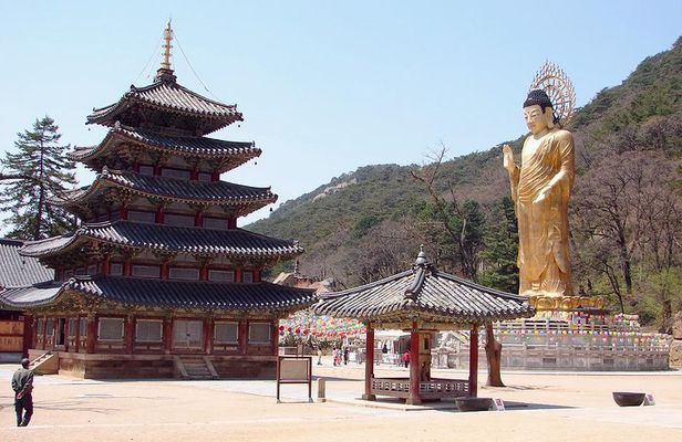 Songnisan National Park & Beopjusa Temple UNESCO site Private Tour