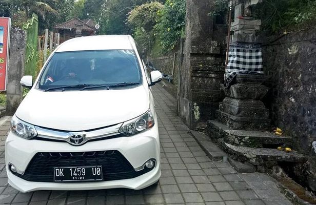 Bali Custom Car Charter