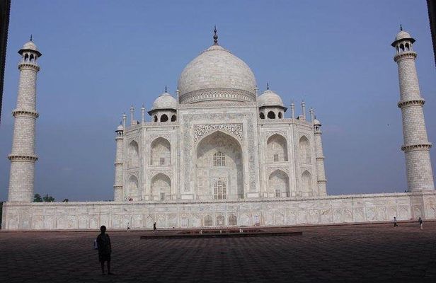 Agra Overnight Tour from Delhi 