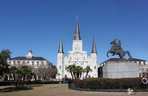 Private New Orleans Historical Sightseeing Tour with Hotel Pickup
