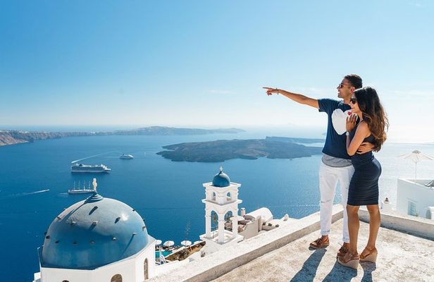 5-hour Private Guided Tour of Santorini