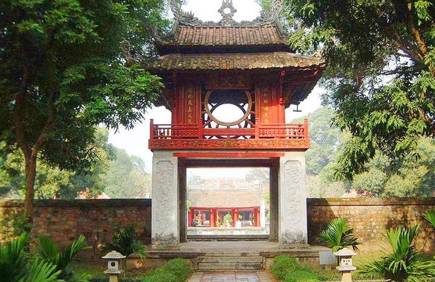 Highlight of Hanoi 5 Days Package