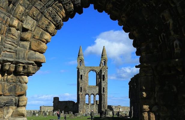 Edinburgh to St Andrews private driving tour