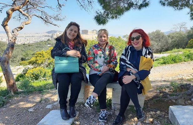 Private Walking Tour- 3000 years of History around the Acropolis Rock