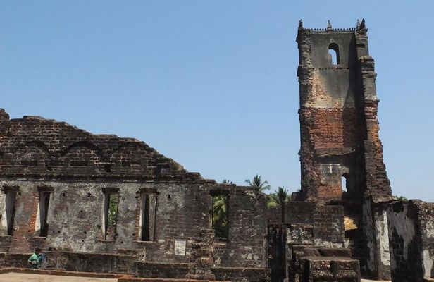 Heritage Tour to Goa Forts and churches