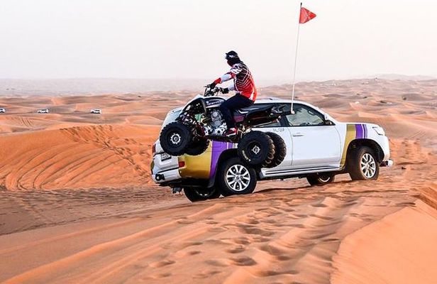 6-Hour Dubai Desert Dinner Safari with Dune Bashing & Camel Ride