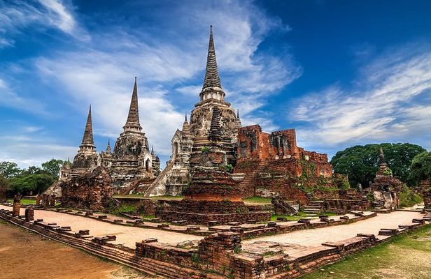 Ancient Wonders of Ayutthaya with Return Scenic River Cruise