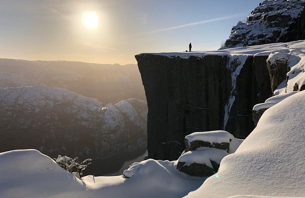 Guided winter hike to Pulpit Rock Preikestolen
