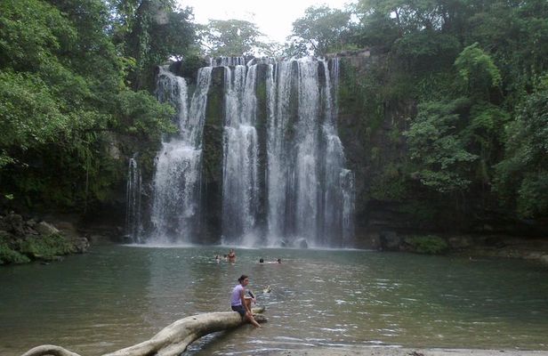 Explore Local Culture and Coffee Tour from Guanacaste