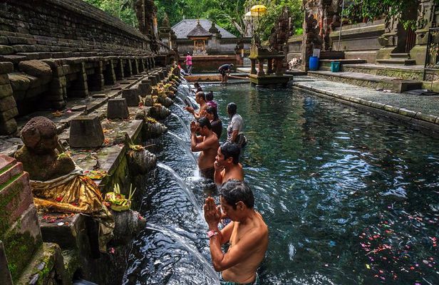 Cultural Ubud Ride – Scenic Cultural Cycling Adventure