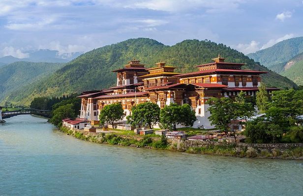 Bhutan Tour 3 Nights including Paro, Thimphu & Punakha