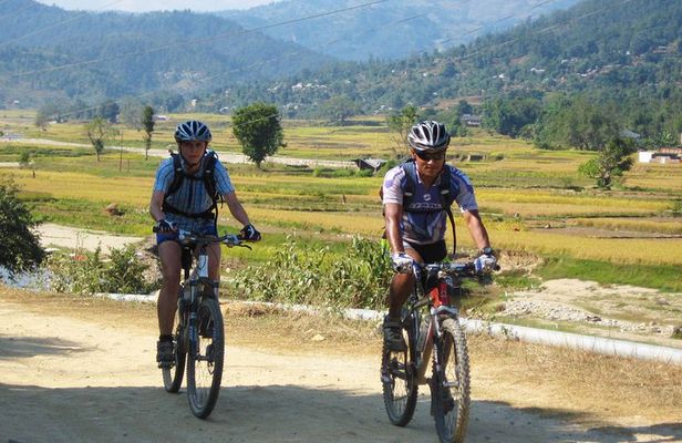 Kathmandu: Extreme Mountain Biking Day Tour