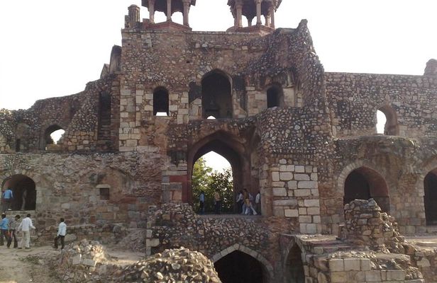 Delhi Old Fort & Humayun Tomb with lunch
