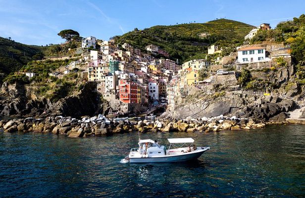 Day Boat Tour Cinque Terre & Porto Venere