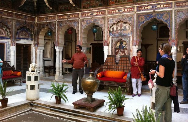 Private Day Trip to Shekhawati & Mandawa from Jaipur